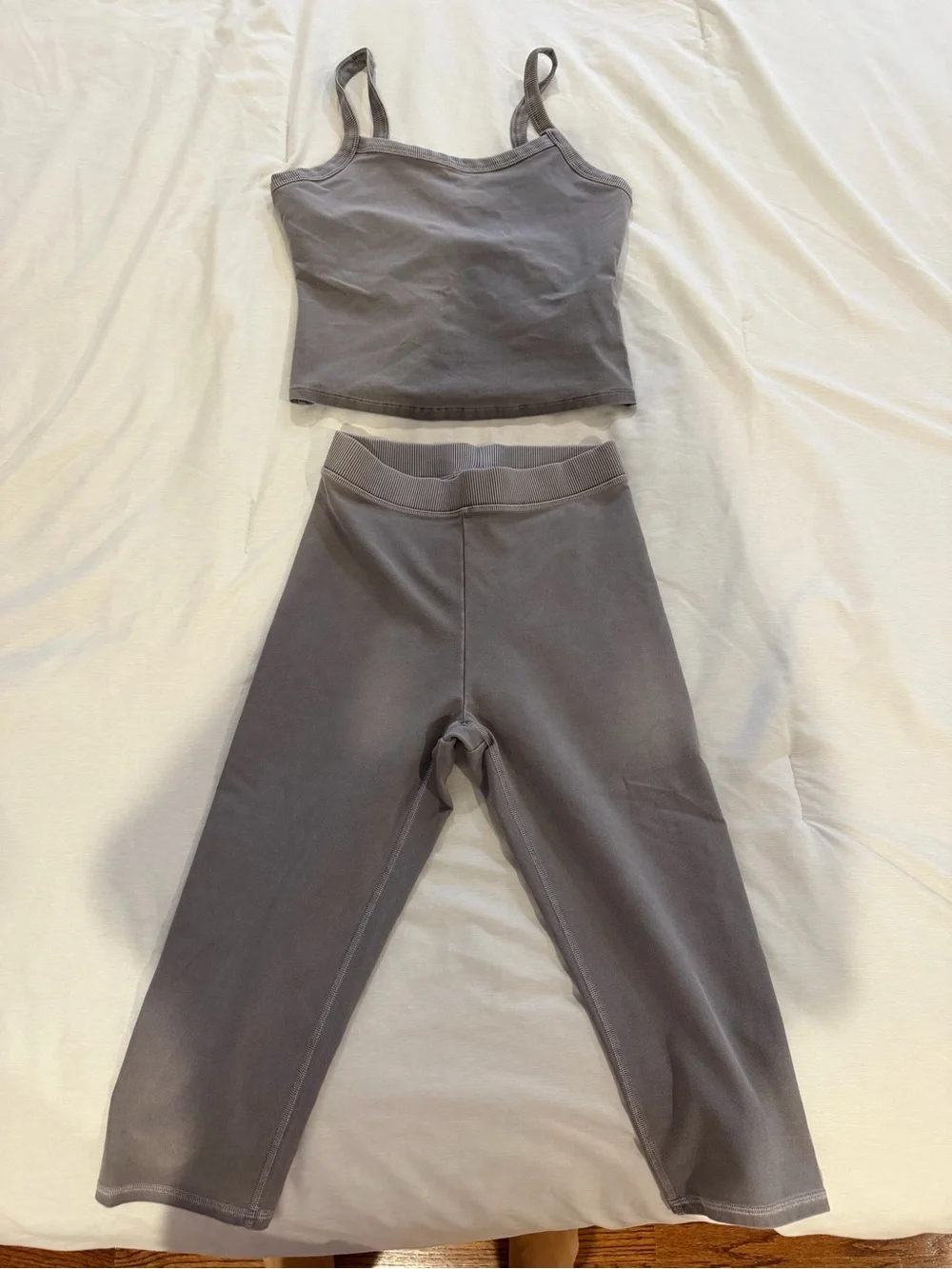 Washed Alosoft Sweet Talker Tank & Washed Alosoft High-waist Iconic 90’s Capri